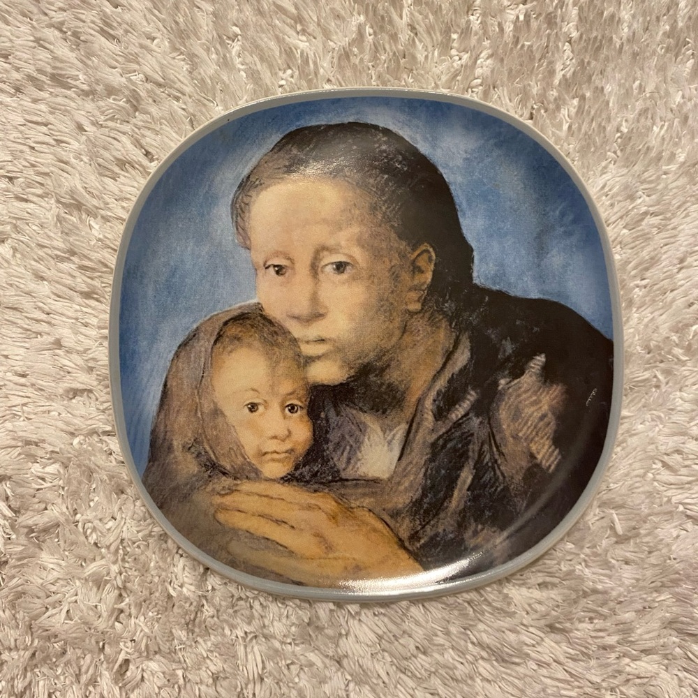 Pablo Picasso Limited Edition “Maternity” Plate